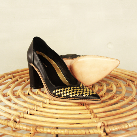 Leonor Heels in Black